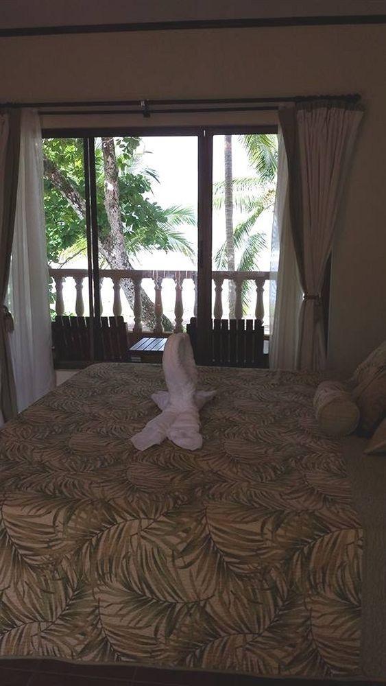 Delfin Beach Front Resort Esterillos Exterior photo