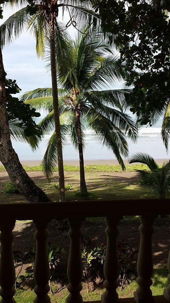 Delfin Beach Front Resort Esterillos Exterior photo