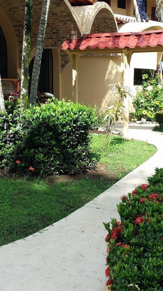 Delfin Beach Front Resort Esterillos Exterior photo
