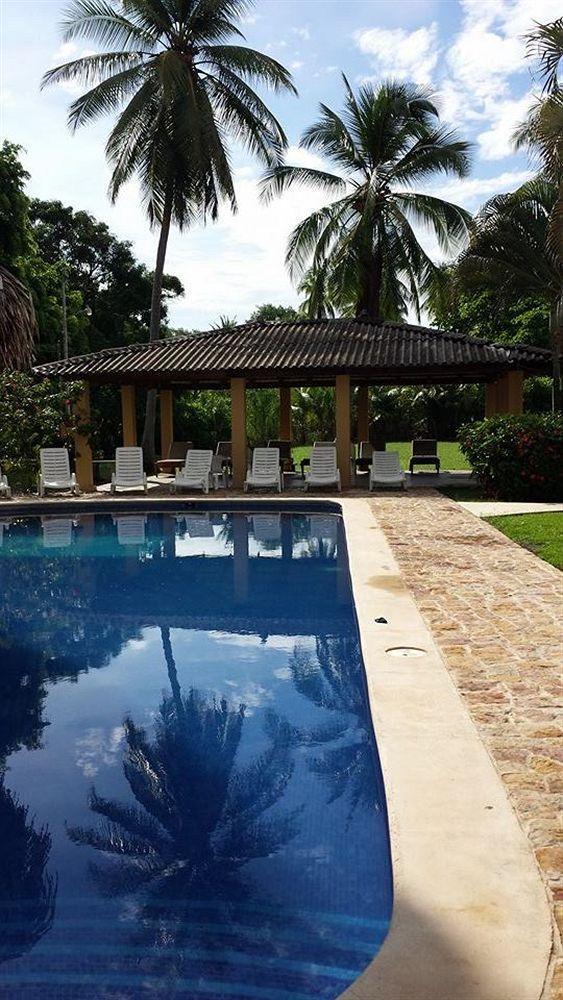 Delfin Beach Front Resort Esterillos Exterior photo