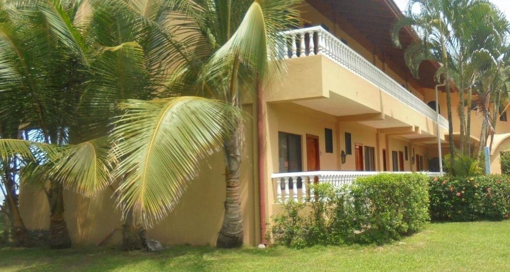 Delfin Beach Front Resort Esterillos Exterior photo